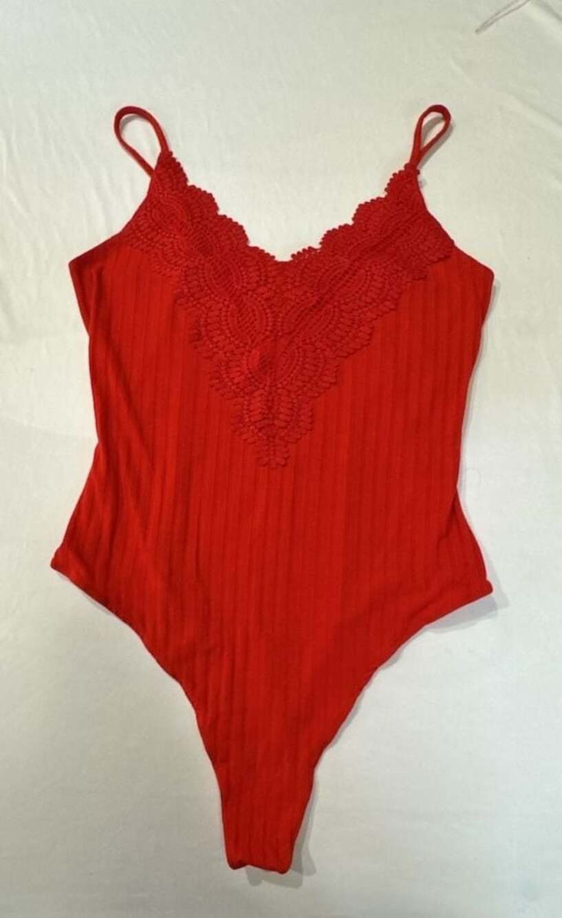 M439 Red Ribbed Lace Trim Bodysuit